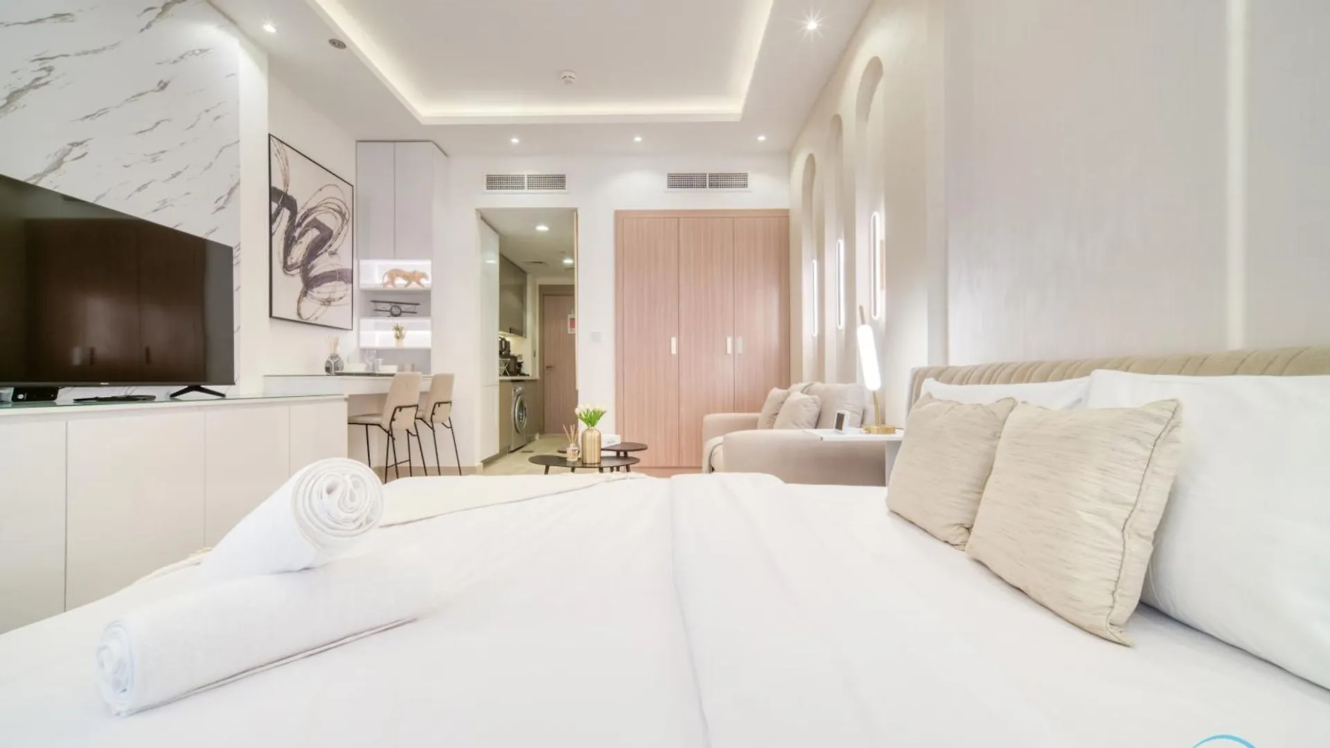 Pleasant Studio Apartment At Azizi Riviera 13, Al Merkadh By Deluxe Holiday Homes Dubai 0*,  United Arab Emirates